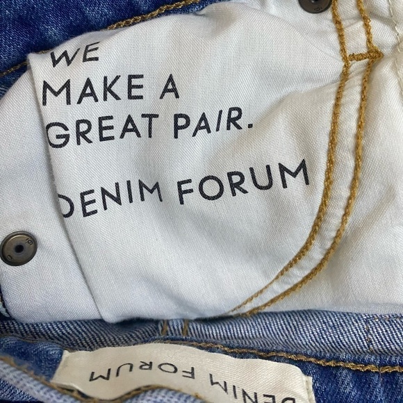Aritiza Denim Forum - The Yoko Bermuda short - Picture 10 of 11